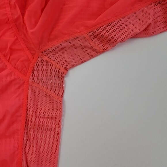 Lululemon Run Nothing To Hide Jacket Flash Coral Pink Mesh Panels Back Size 8 - Picture 9 of 13